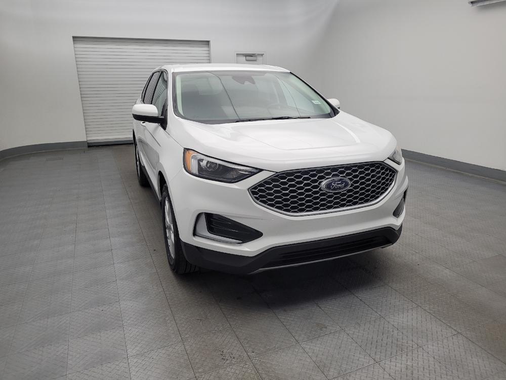 used 2024 Ford Edge car, priced at $24,795
