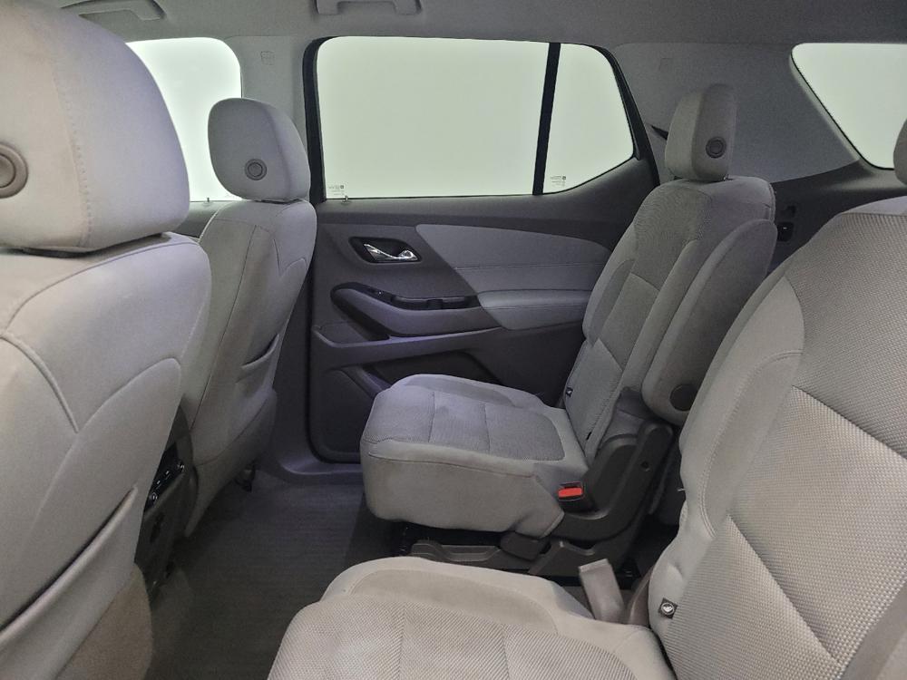 used 2018 Chevrolet Traverse car, priced at $16,095