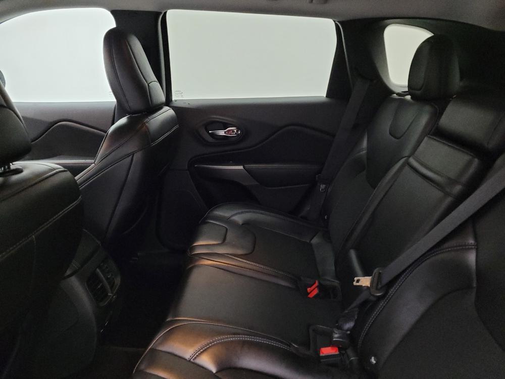 used 2019 Jeep Cherokee car, priced at $17,995