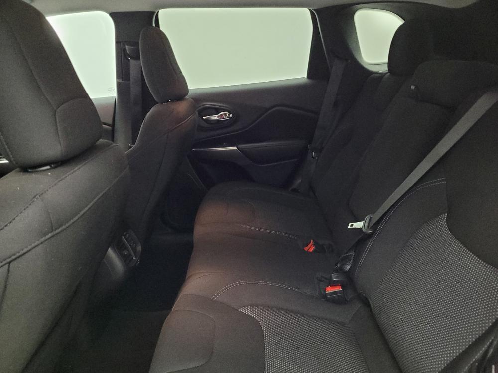 used 2020 Jeep Cherokee car, priced at $18,695