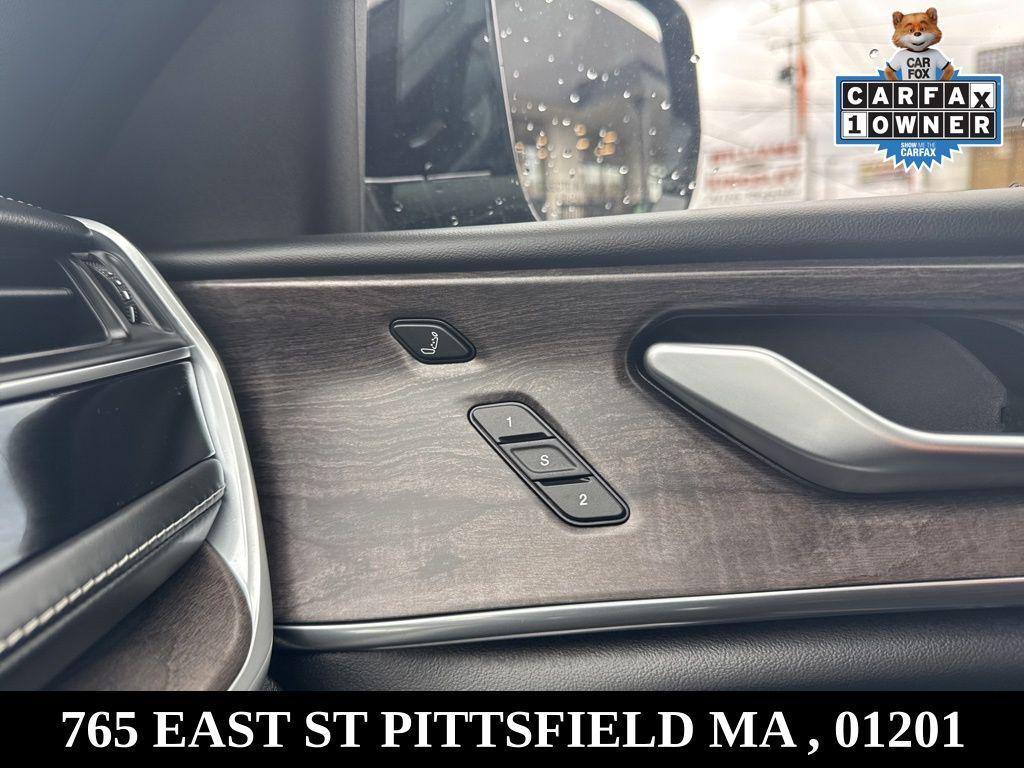 used 2022 Jeep Grand Cherokee car, priced at $37,988