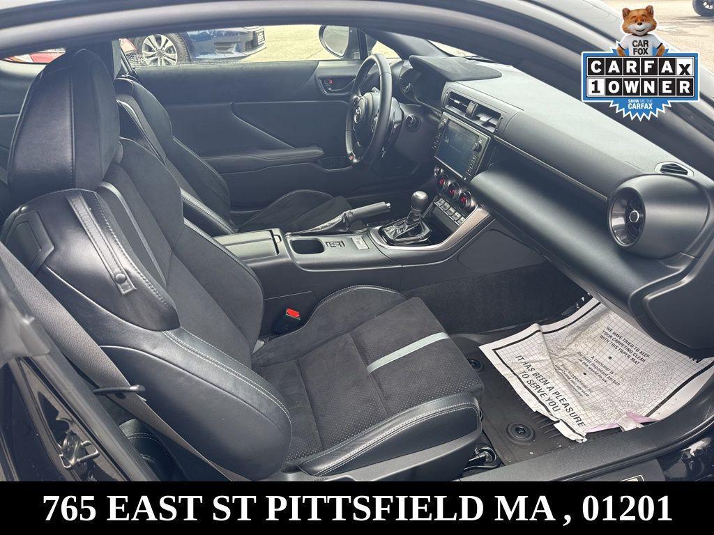 used 2023 Toyota GR86 car, priced at $29,988