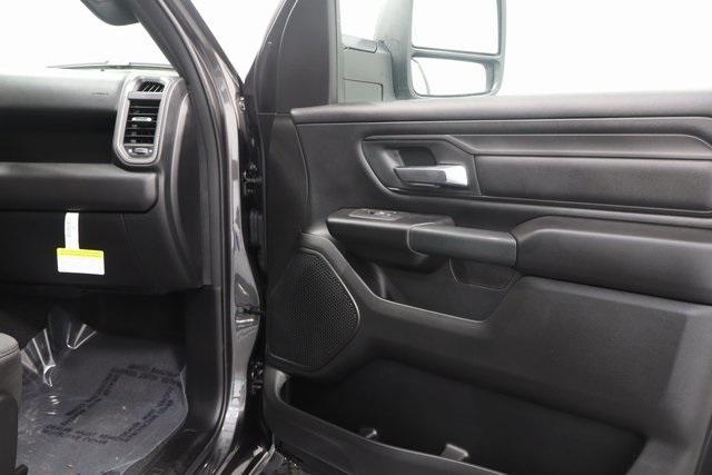 new 2025 Ram 1500 car, priced at $45,011