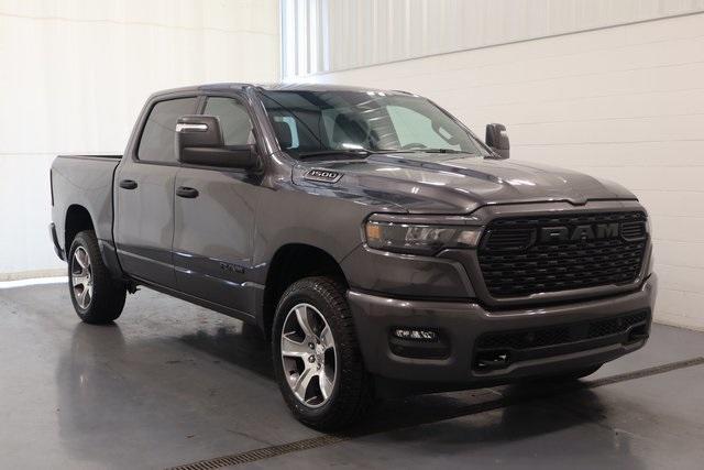 new 2025 Ram 1500 car, priced at $45,011