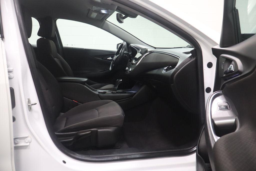 used 2018 Chevrolet Malibu car, priced at $9,995