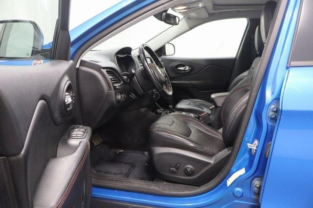 used 2020 Jeep Cherokee car, priced at $19,995