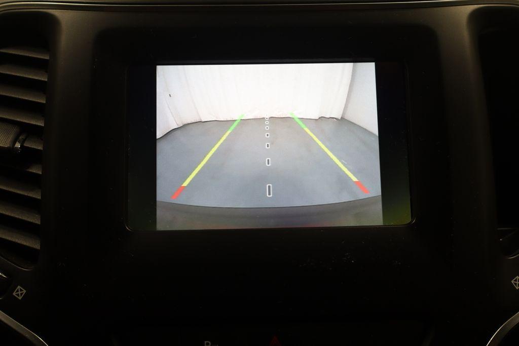 used 2020 Jeep Cherokee car, priced at $16,995