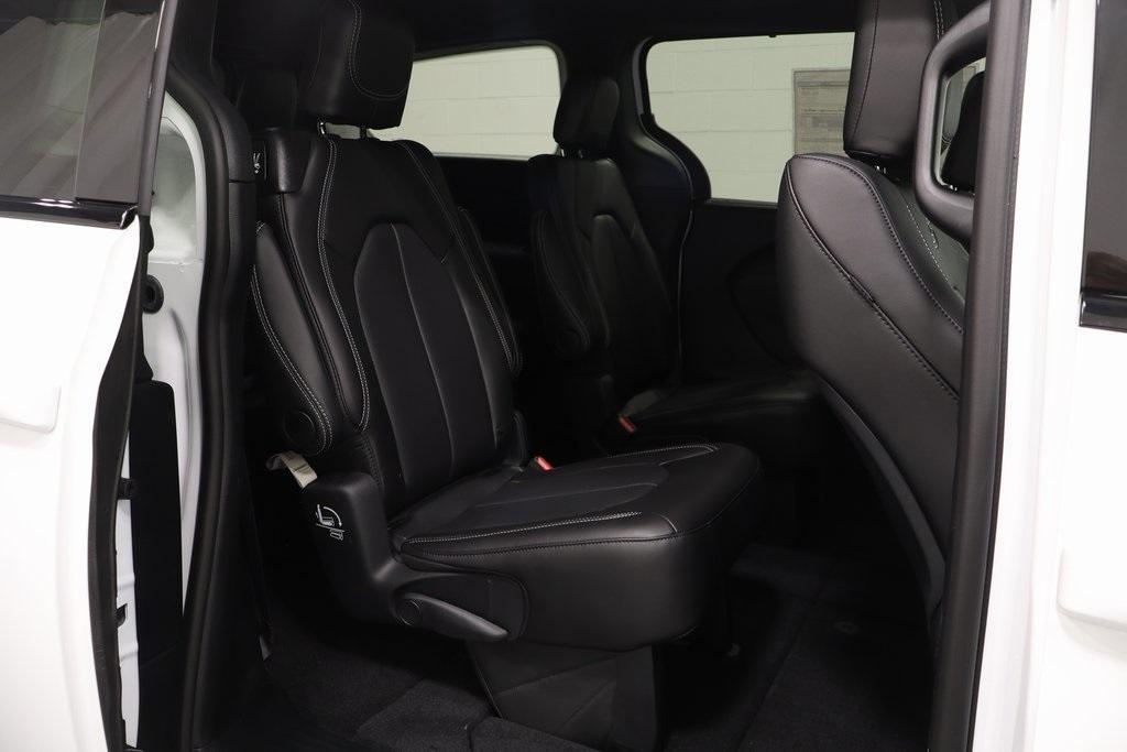 new 2026 Chrysler Pacifica car, priced at $41,611