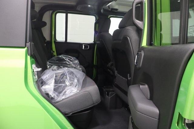 new 2025 Jeep Gladiator car, priced at $43,446