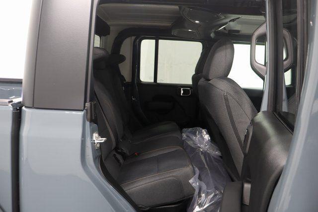 new 2025 Jeep Gladiator car, priced at $38,389