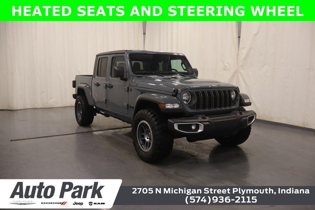 new 2025 Jeep Gladiator car, priced at $38,389
