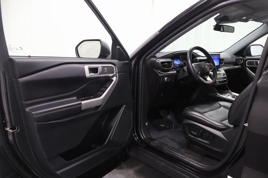 used 2022 Ford Explorer car, priced at $27,995