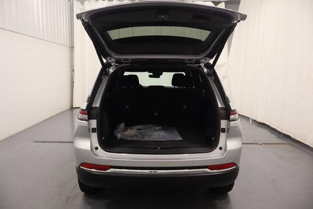 new 2025 Jeep Grand Cherokee car, priced at $31,113