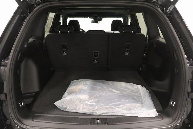 new 2025 Jeep Grand Cherokee car, priced at $35,178