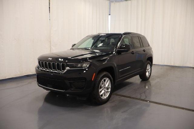 new 2025 Jeep Grand Cherokee car, priced at $35,178