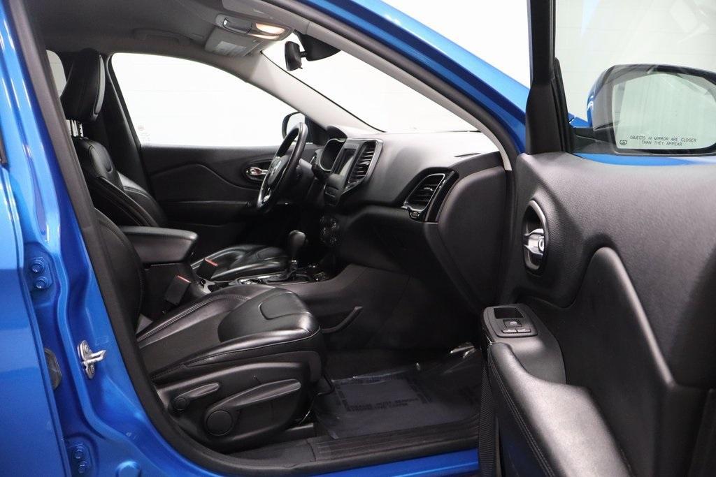 used 2021 Jeep Cherokee car, priced at $17,995