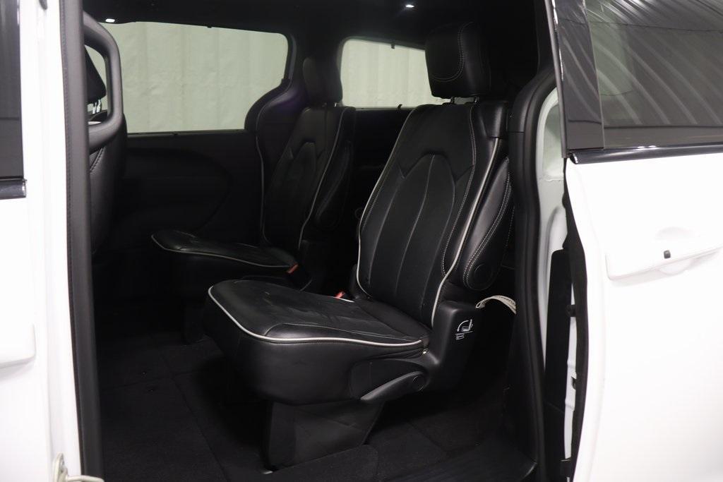 used 2025 Chrysler Pacifica car, priced at $34,995