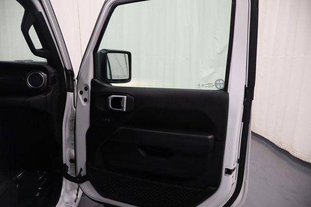 used 2020 Jeep Wrangler Unlimited car, priced at $27,595