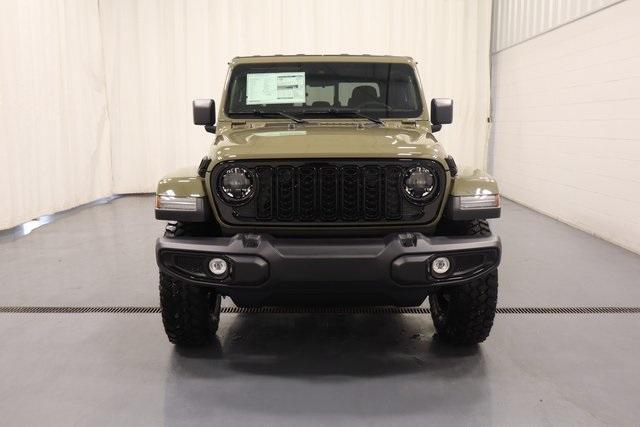 new 2025 Jeep Gladiator car, priced at $43,847