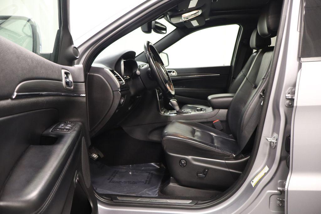 used 2020 Jeep Grand Cherokee car, priced at $23,554