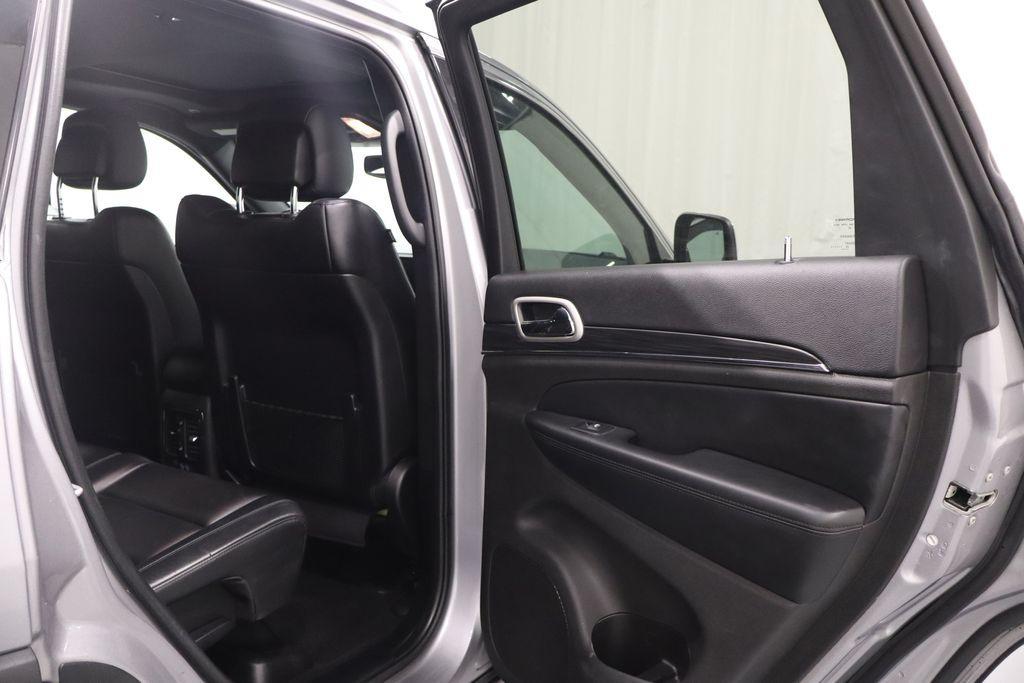 used 2020 Jeep Grand Cherokee car, priced at $23,554