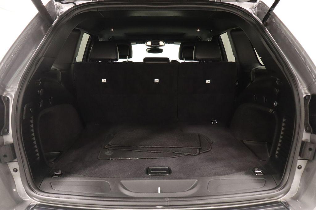 used 2020 Jeep Grand Cherokee car, priced at $23,554