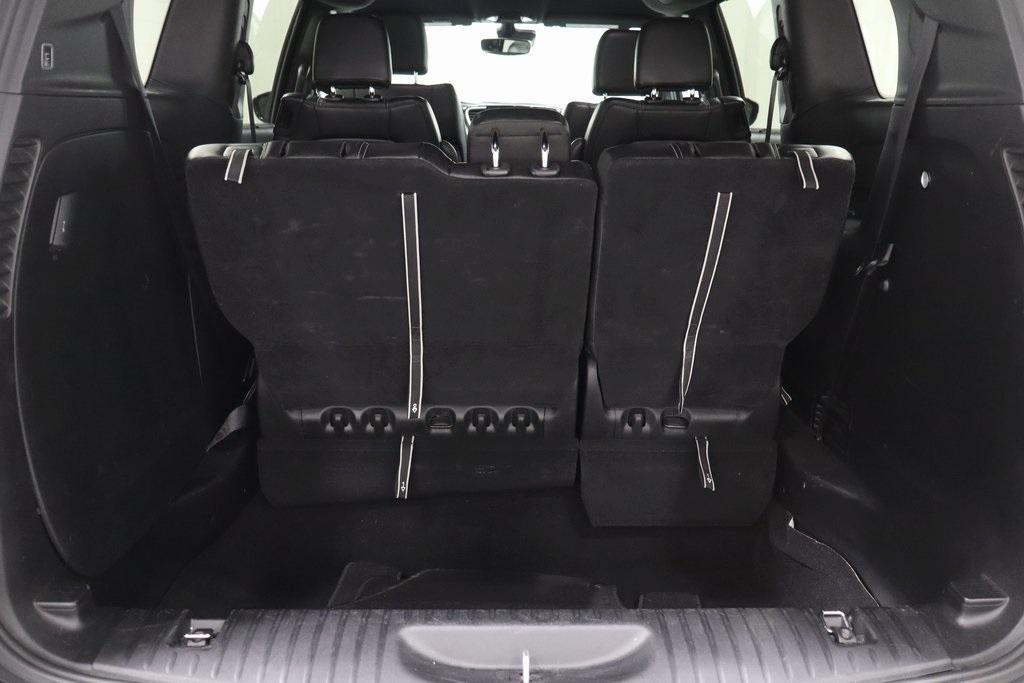 used 2025 Chrysler Pacifica car, priced at $29,595