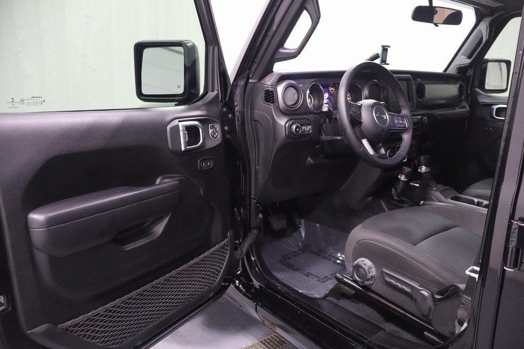 used 2022 Jeep Wrangler Unlimited car, priced at $28,358