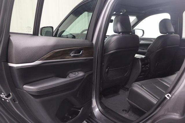 new 2025 Jeep Grand Cherokee car, priced at $44,278