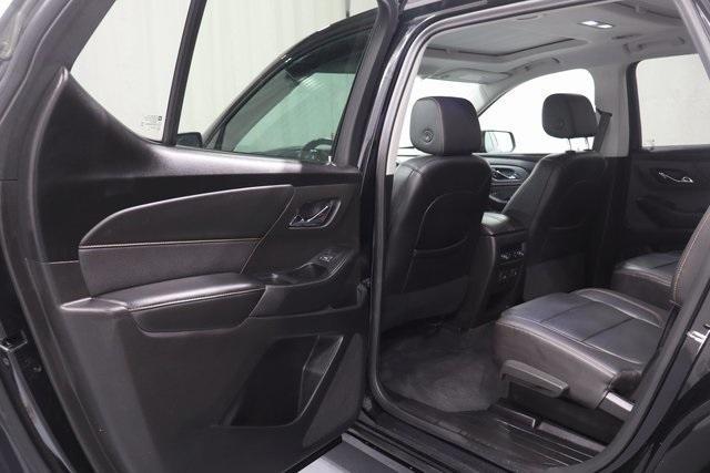 used 2021 Chevrolet Traverse car, priced at $29,595