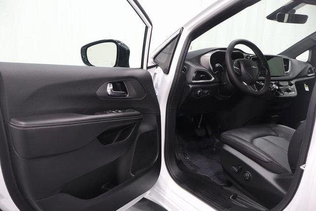 new 2026 Chrysler Voyager car, priced at $37,258