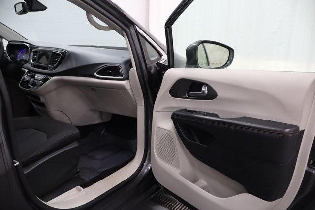 used 2020 Chrysler Pacifica car, priced at $20,995