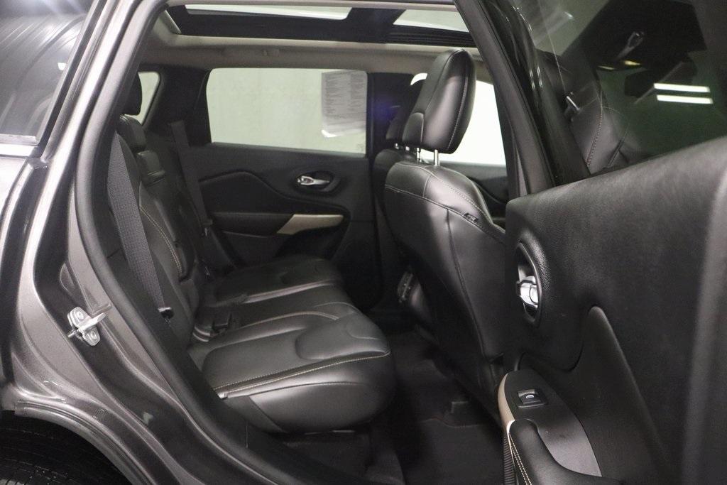 used 2018 Jeep Cherokee car, priced at $15,595