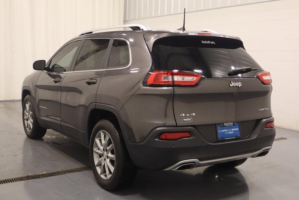 used 2018 Jeep Cherokee car, priced at $15,595
