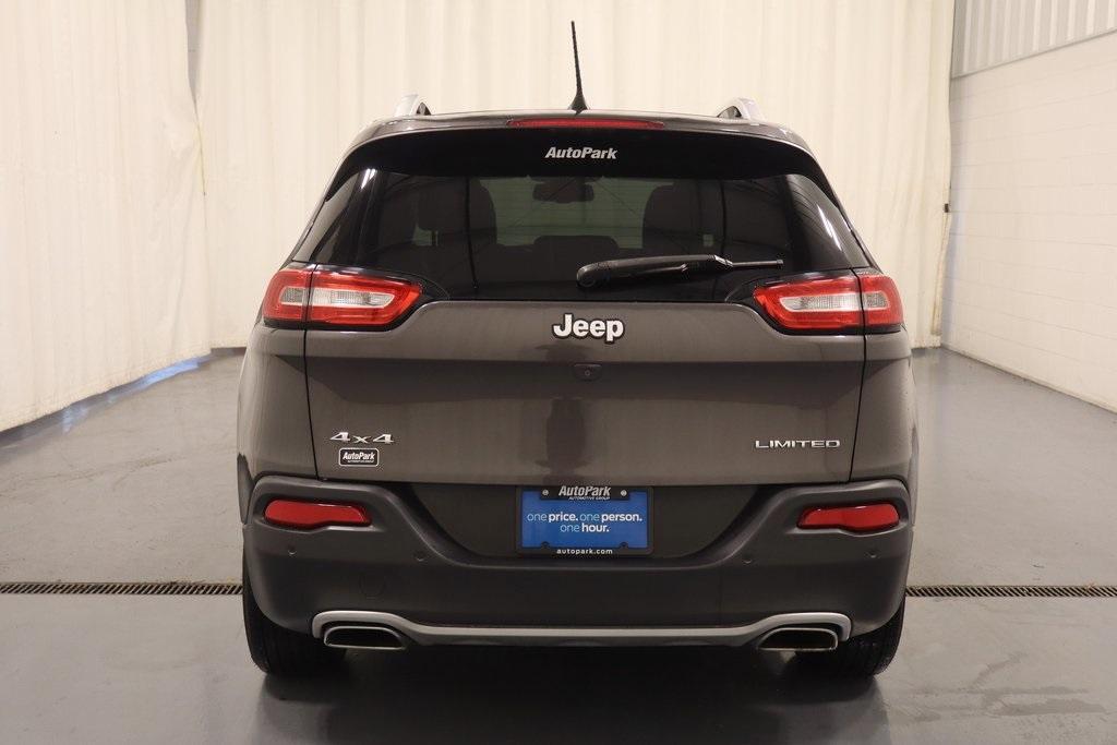 used 2018 Jeep Cherokee car, priced at $15,595