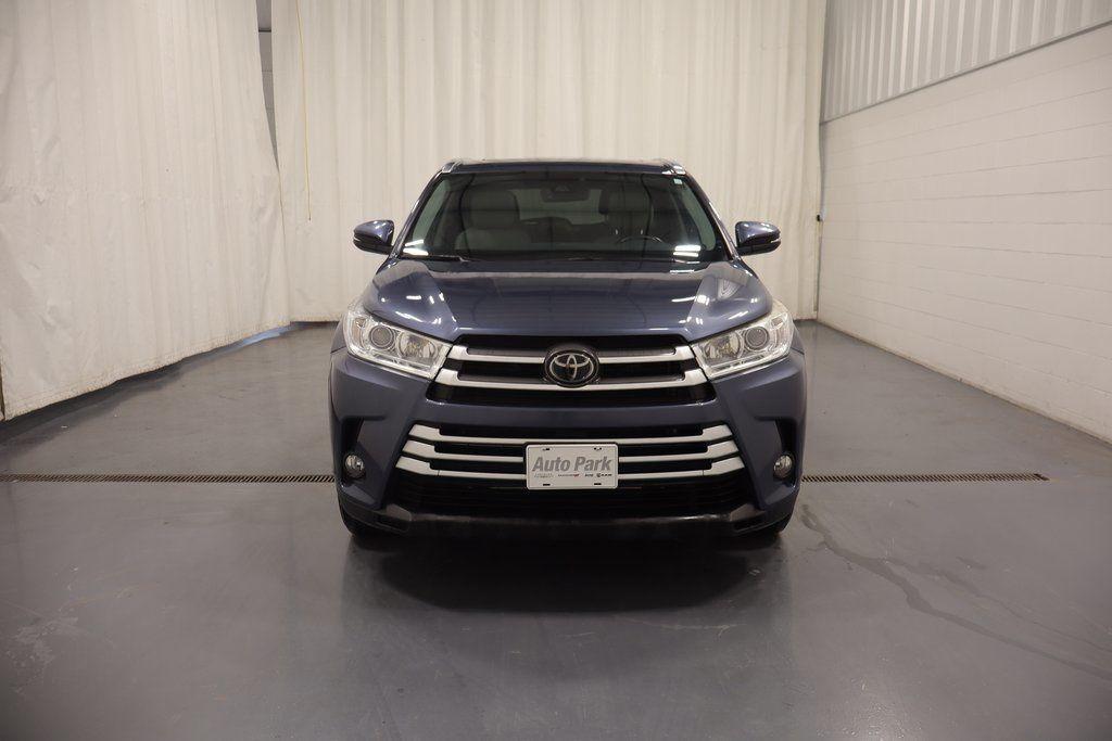 used 2018 Toyota Highlander car, priced at $22,595