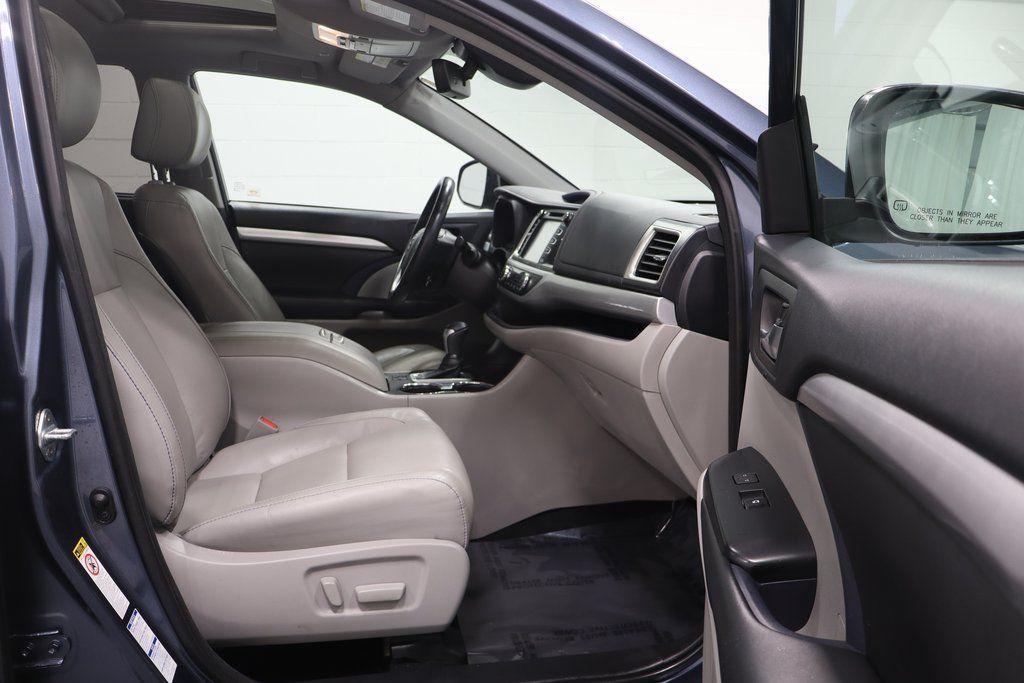 used 2018 Toyota Highlander car, priced at $22,595