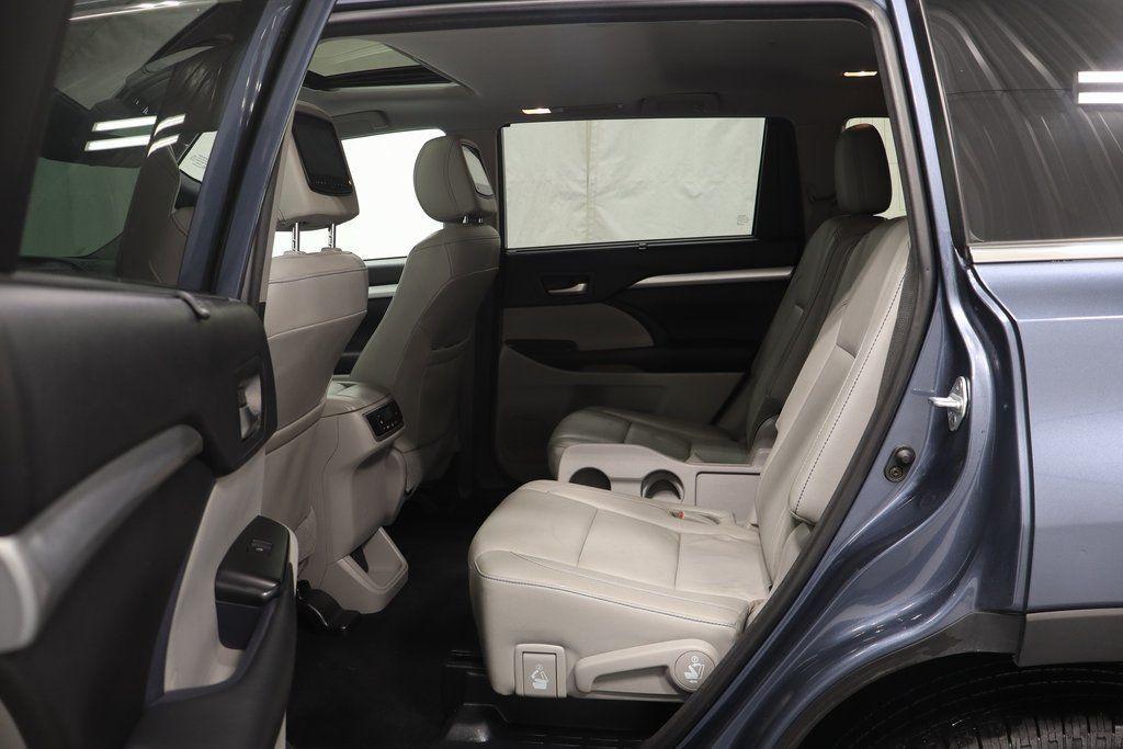 used 2018 Toyota Highlander car, priced at $22,595