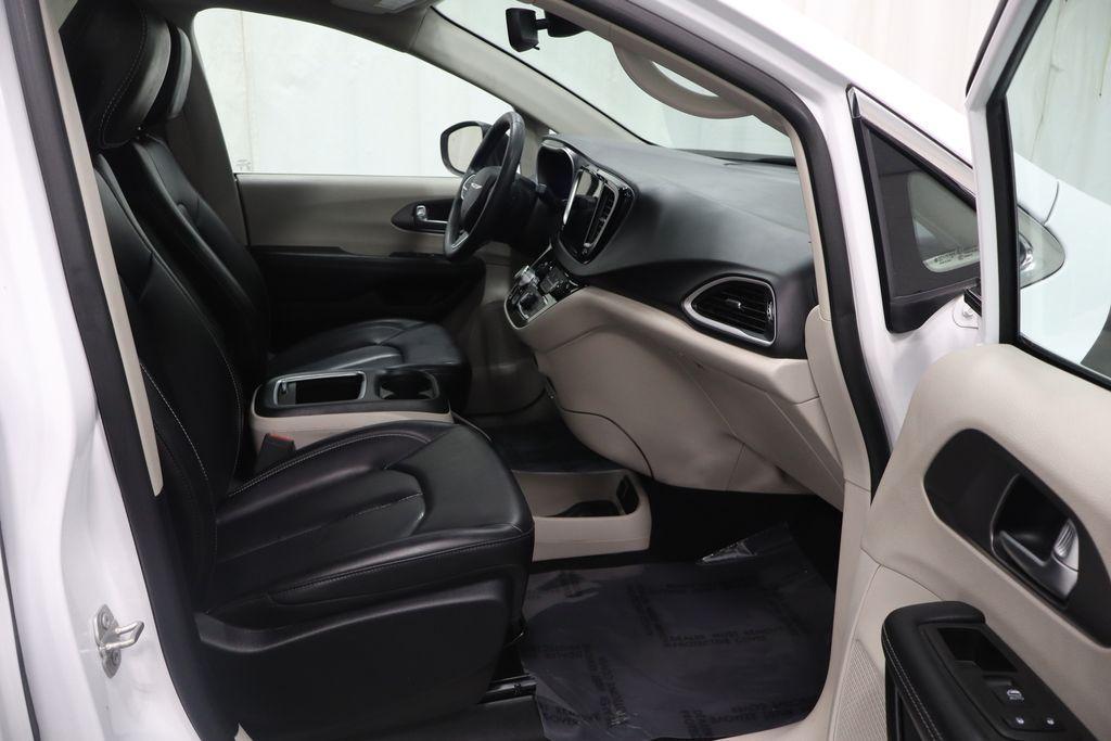 used 2023 Chrysler Pacifica car, priced at $24,849