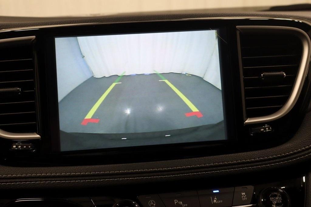 new 2026 Chrysler Pacifica car, priced at $41,684