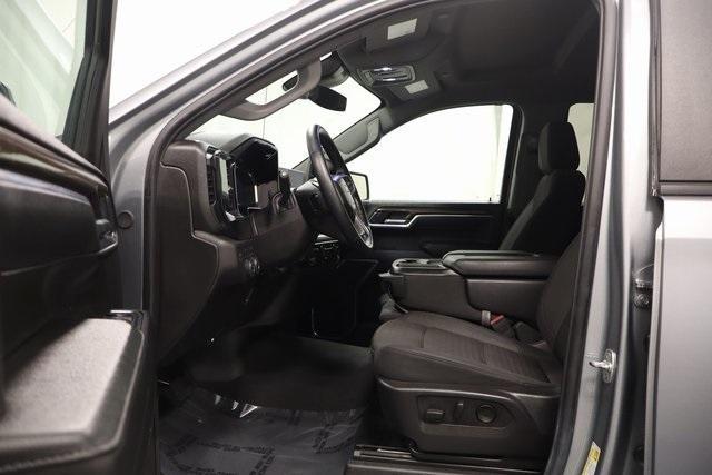 used 2025 Chevrolet Silverado 1500 car, priced at $46,995