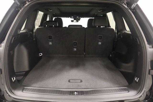 new 2025 Jeep Grand Cherokee car, priced at $42,182