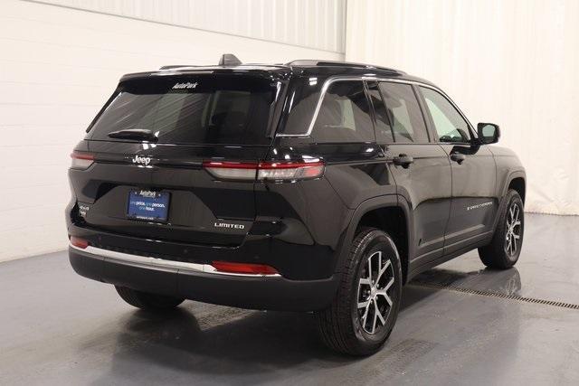 new 2025 Jeep Grand Cherokee car, priced at $42,182
