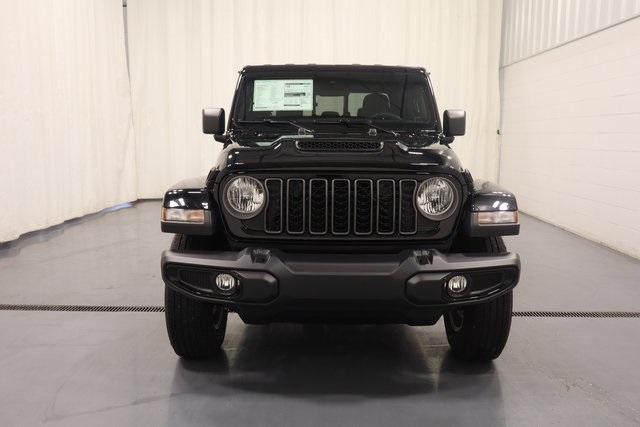 new 2025 Jeep Gladiator car, priced at $43,800