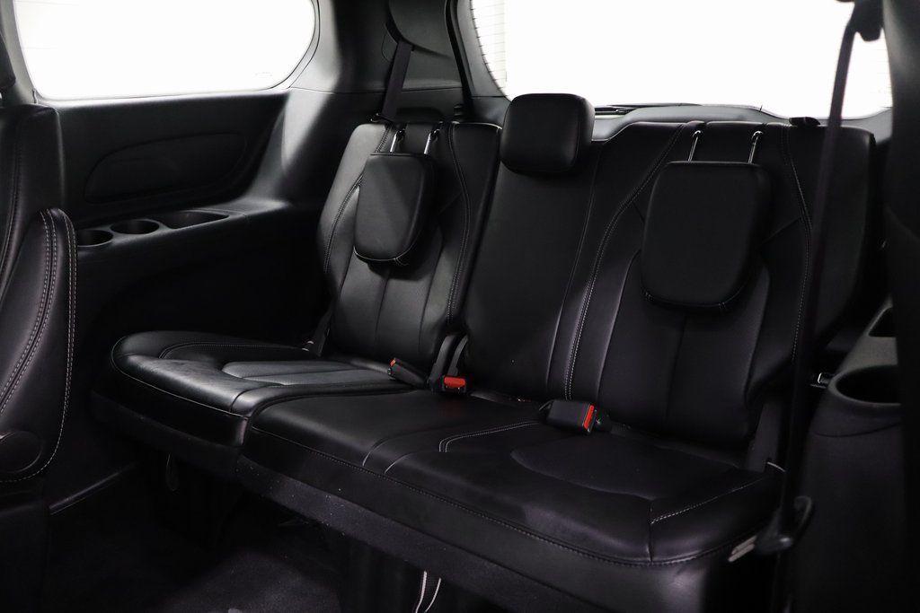 used 2025 Chrysler Pacifica car, priced at $28,995