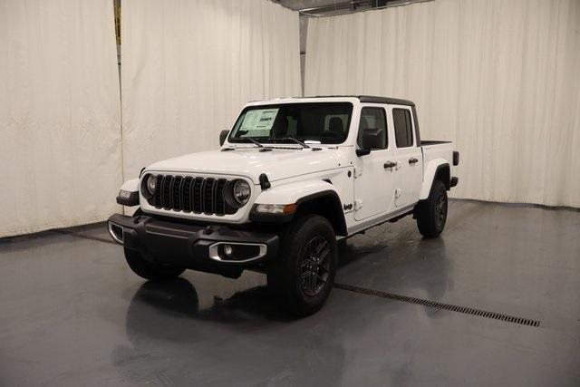 new 2025 Jeep Gladiator car, priced at $42,405