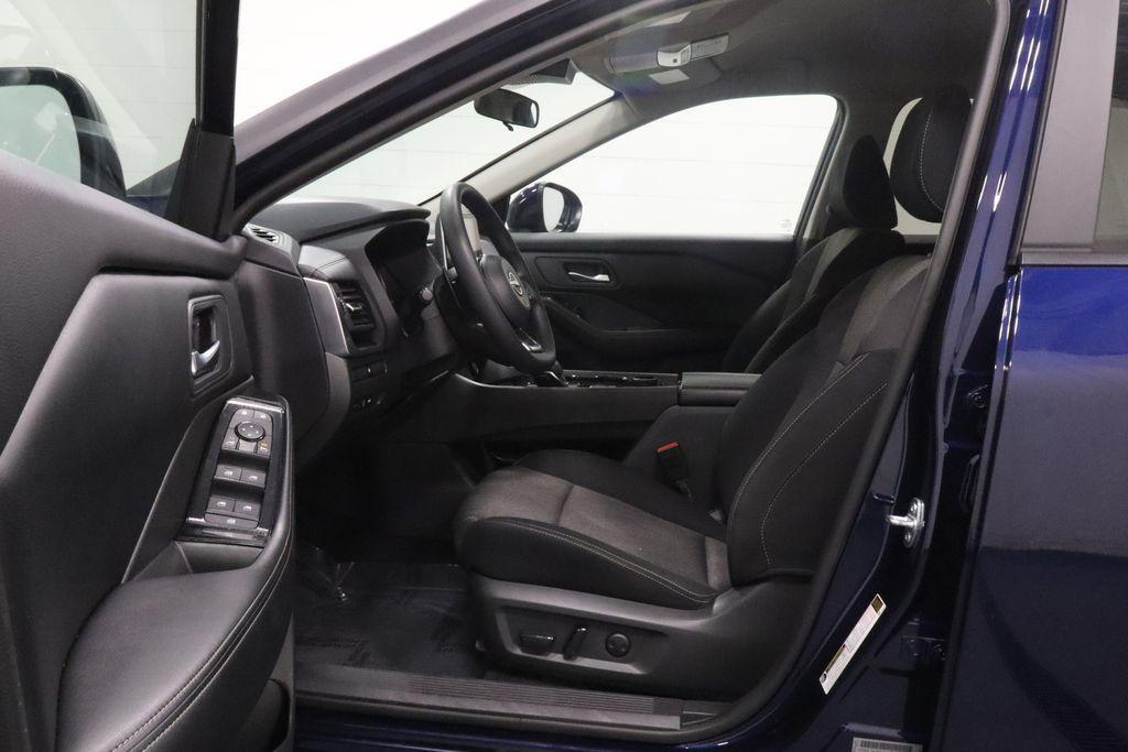used 2024 Nissan Rogue car, priced at $22,995