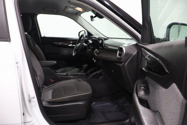 used 2025 Chevrolet TrailBlazer car, priced at $21,595