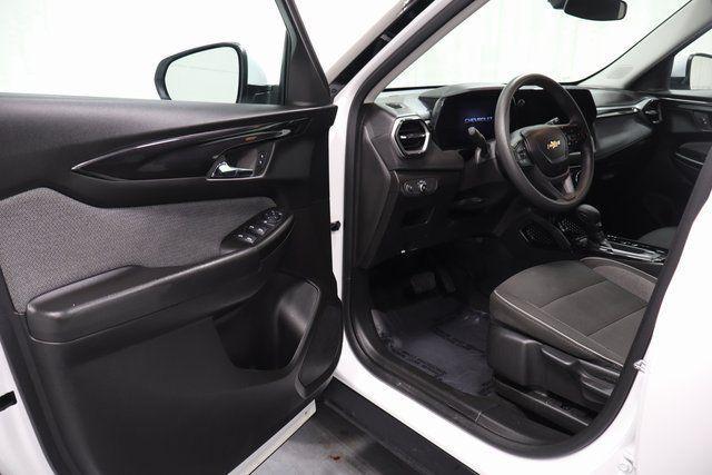 used 2025 Chevrolet TrailBlazer car, priced at $21,595