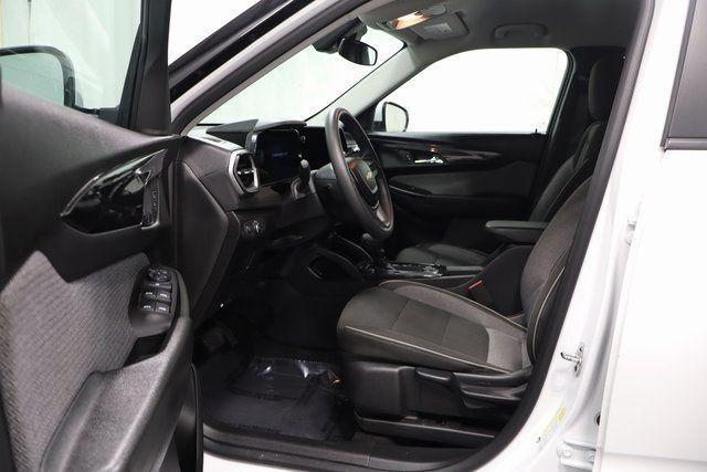 used 2025 Chevrolet TrailBlazer car, priced at $22,245